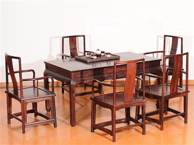 万盛宇红木：红酸枝扇形椅茶台