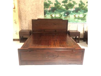 简约大床3件套